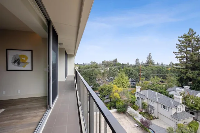 $1,898,000 | 1330 University Drive, Unit 66, Menlo Park, CA 94025