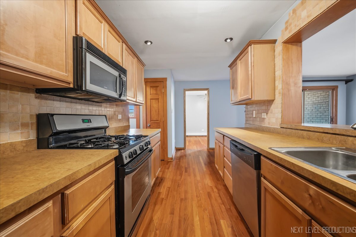 14501 Keystone Avenue, Unit 9 Midlothian, IL 60445 - Photo 6 of 22