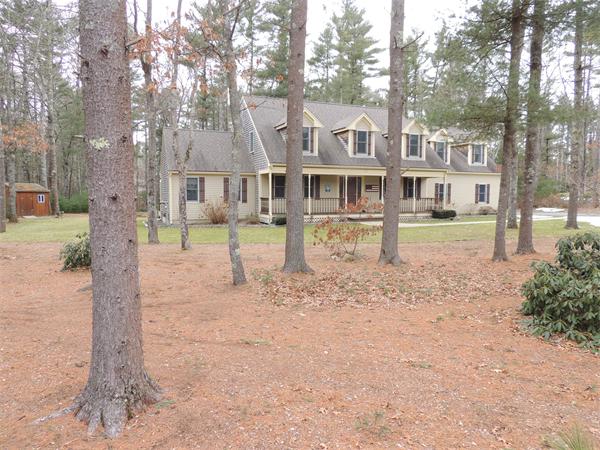 137 Haskell Ridge Road Rochester, MA 02770 - Photo 2 of 17