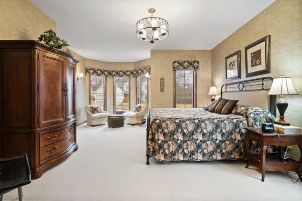 $610,000 | 617 East Apple Creek Road, Appleton, WI 54913