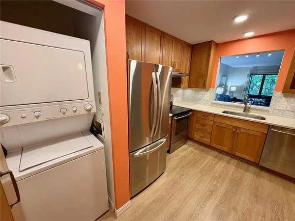 $1,700 | 378 Springdale Drive, Unit 378, Bradenton, FL 34210