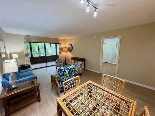 $1,700 | 378 Springdale Drive, Unit 378, Bradenton, FL 34210