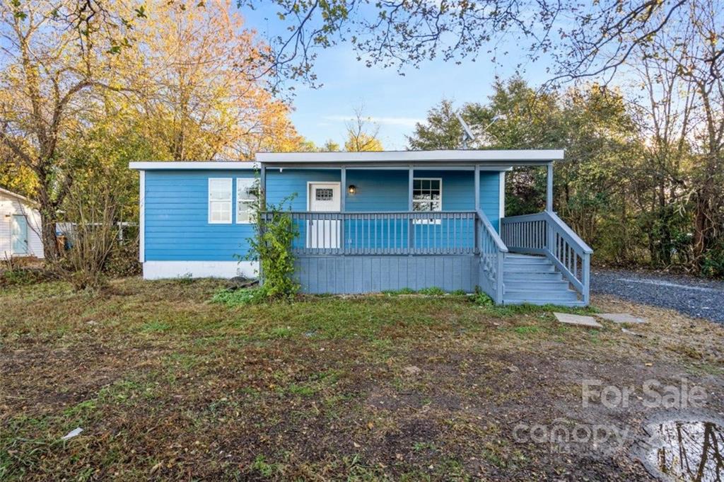 235 Porter Road Rock Hill, SC 29730 - Photo 2 of 29 a view of a house with a yard