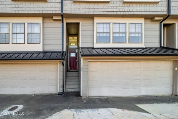 $499,000 | 122 Breakers Lane, Ridgeland, MS 39157