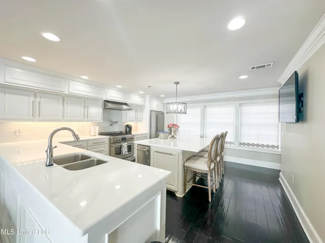 $499,000 | 122 Breakers Lane, Ridgeland, MS 39157