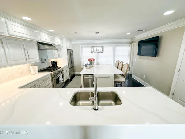 $499,000 | 122 Breakers Lane, Ridgeland, MS 39157