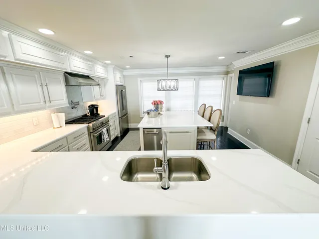 $499,000 | 122 Breakers Lane, Ridgeland, MS 39157