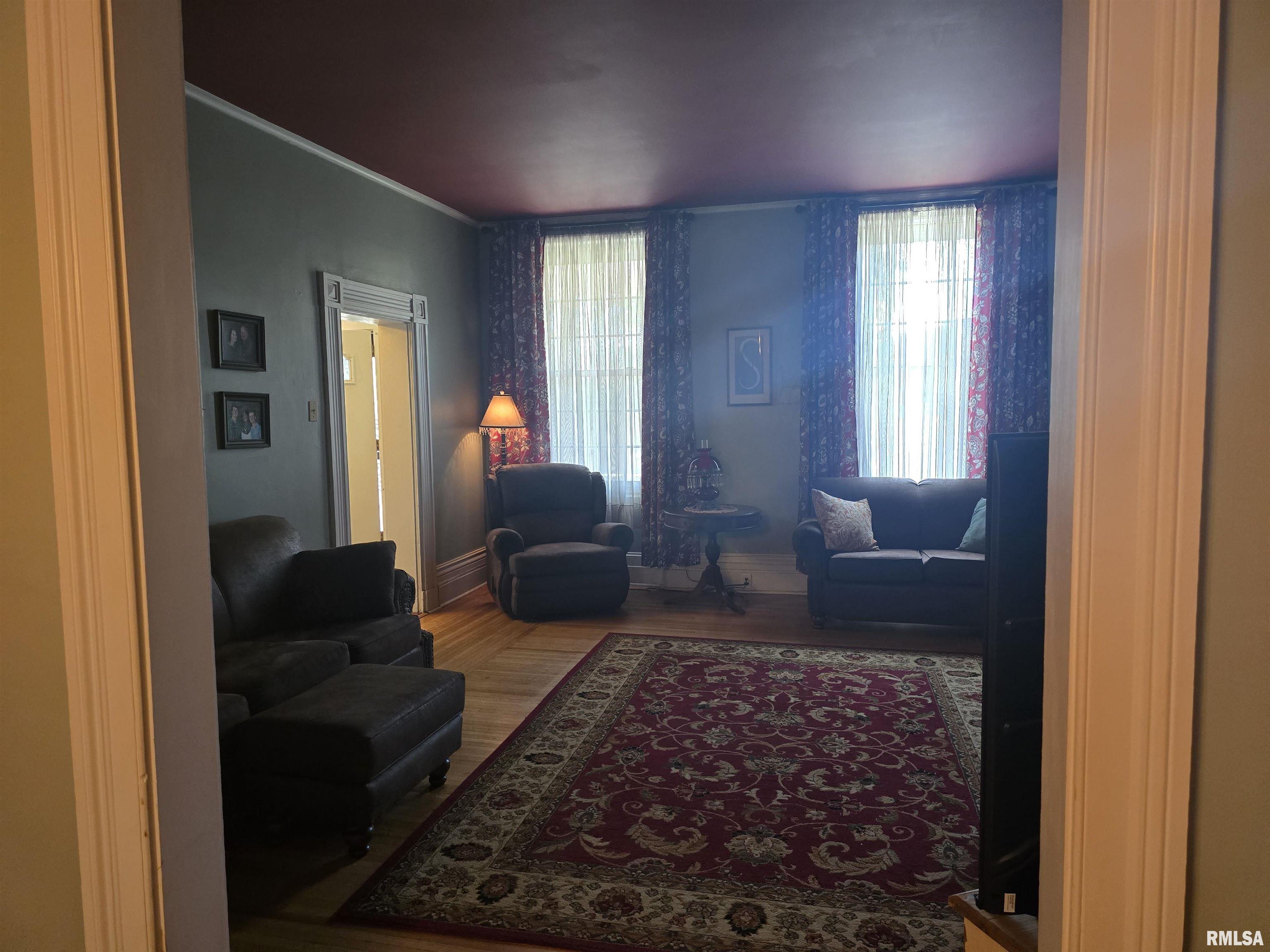 239 West Chestnut Street Canton, IL 61520 - Photo 29 of 83