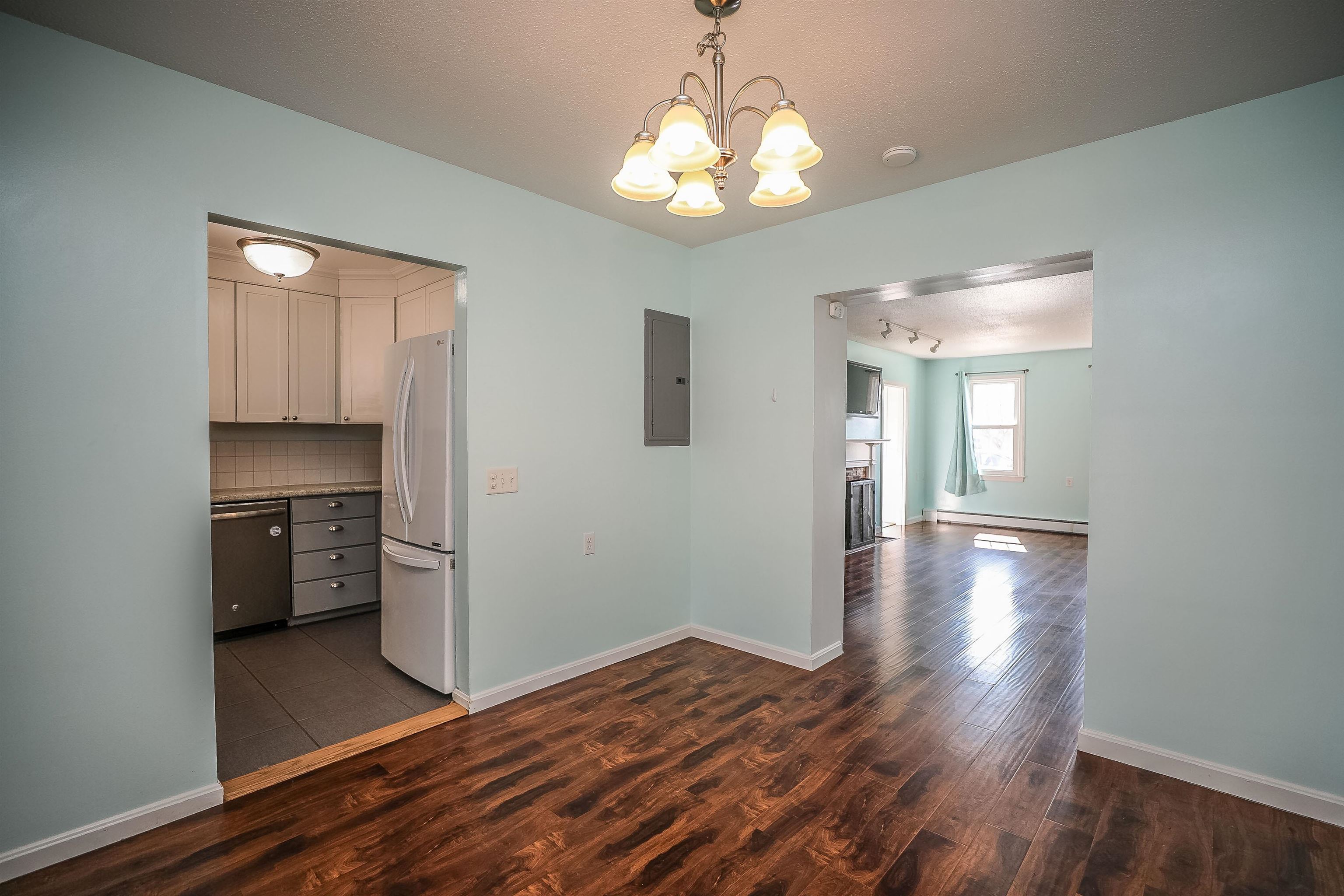 102 Cheney Avenue, Unit 6 Peterborough, NH 03458 - Photo 11 of 40