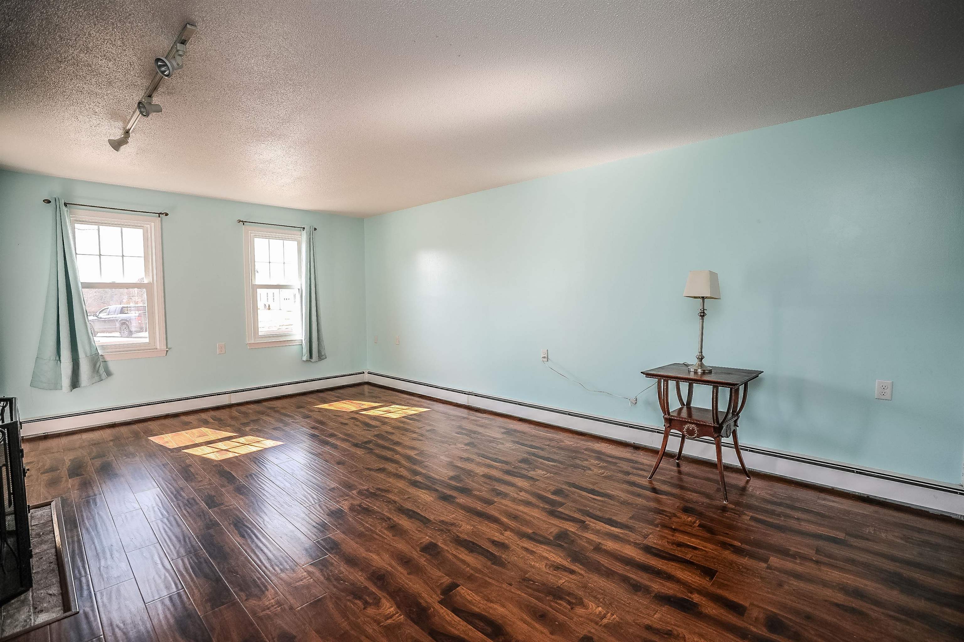 102 Cheney Avenue, Unit 6 Peterborough, NH 03458 - Photo 6 of 40