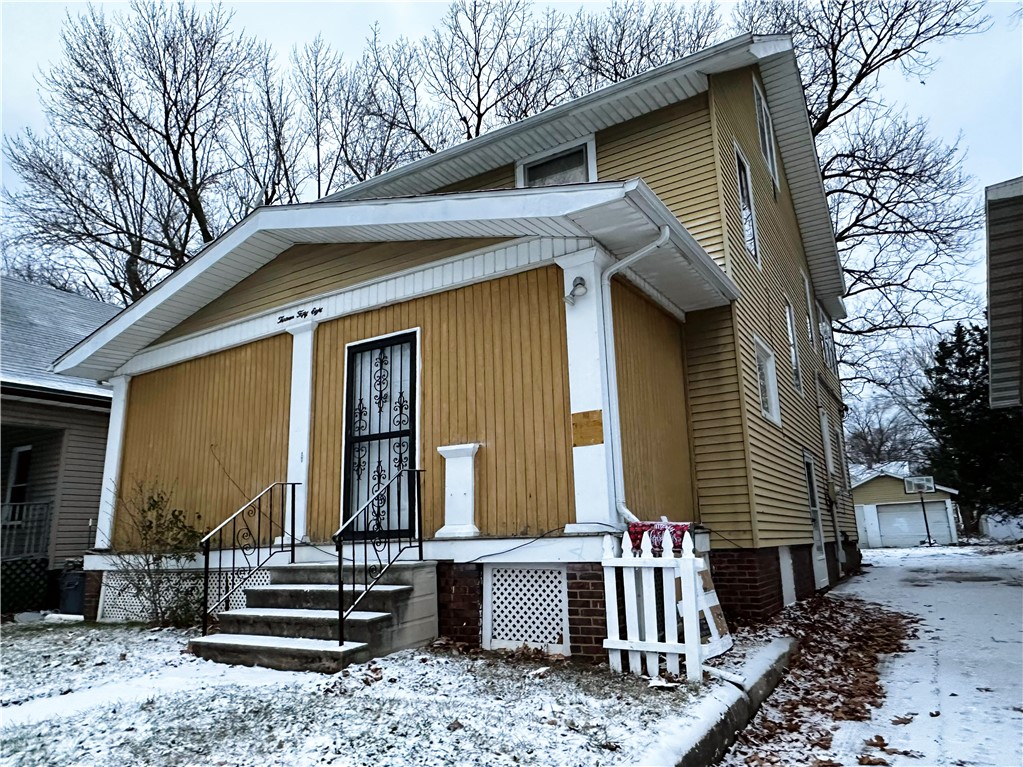 1358 West Forest Avenue Decatur, IL 62522 - Photo 3 of 40