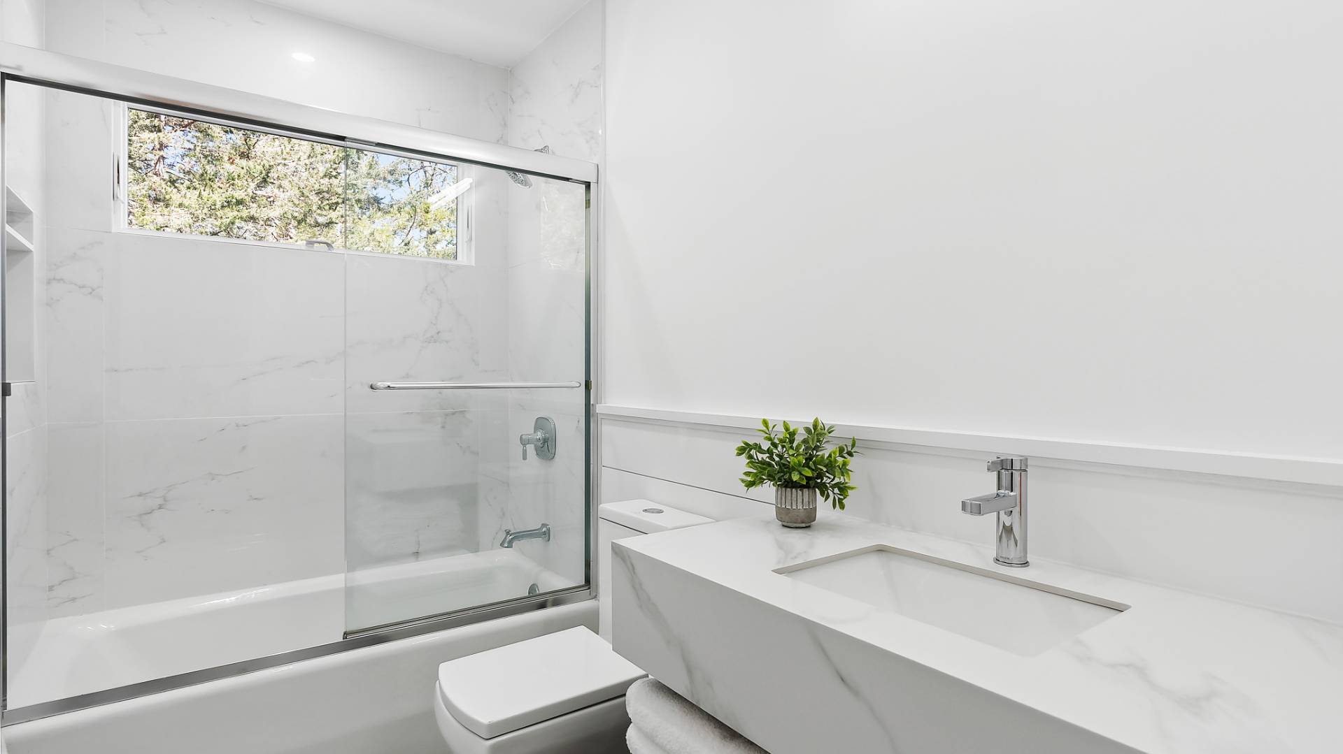 25 High Point Road East Hampton, NY 11937 - Photo 18 of 26