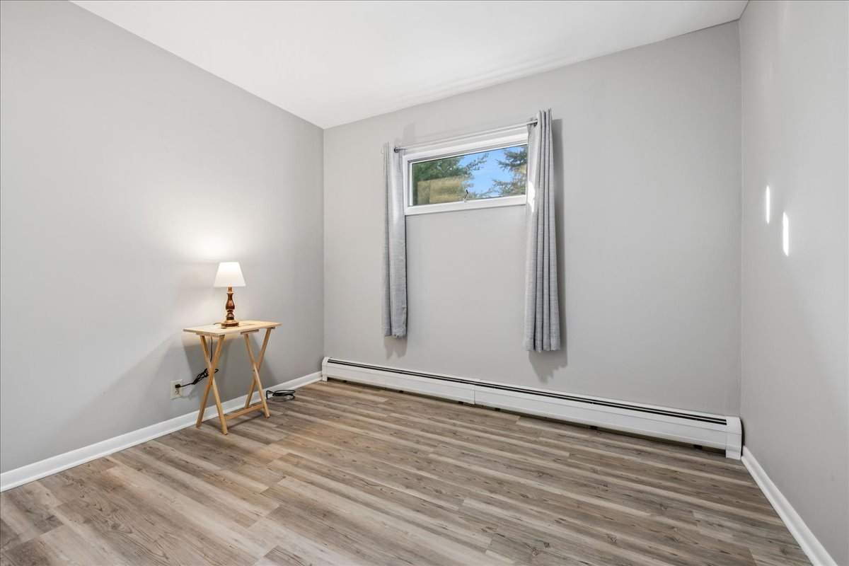 8014 West Hillside Road Crystal Lake, IL 60012 - Photo 19 of 32 Gallery Image 19