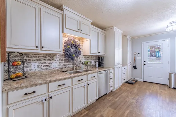 $374,000 | 180 Horner Drive, Selmer, TN 38375