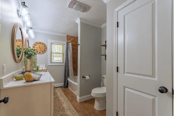 $374,000 | 180 Horner Drive, Selmer, TN 38375