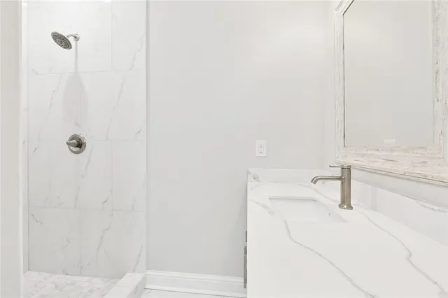 $2,300 | 1910 St Louis Street, New Orleans, LA 70112