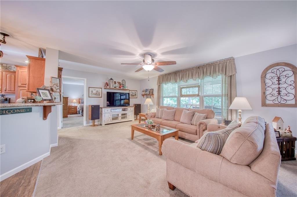201 Magill Road Zelienople, PA 16063 - Photo 9 of 46