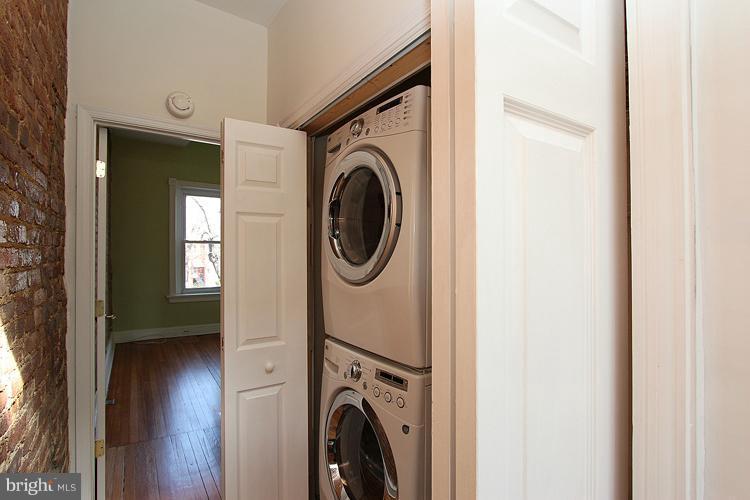 608 R Street Northwest Washington, DC 20001 - Photo 20 of 30 Washer/Dryer