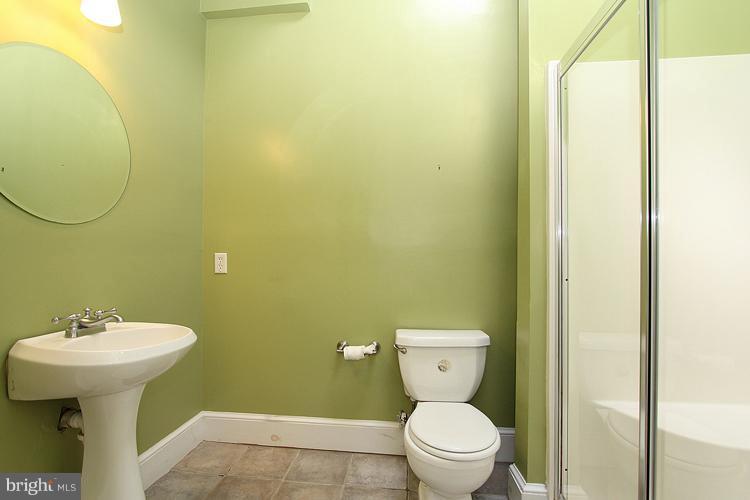 608 R Street Northwest Washington, DC 20001 - Photo 21 of 30 Bath (Master)