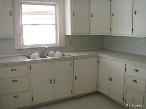 9185 Pigeon Road Bay Port, MI 48720 - Photo 5 of 9 kitchen.jpg
