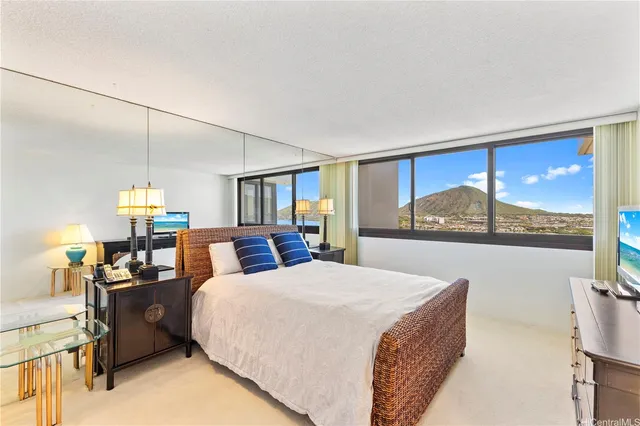 $849,000 | 250 Kawaihae Street, Unit 16D, Honolulu, HI 96825