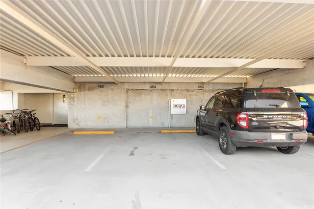 $849,000 | 250 Kawaihae Street, Unit 16D, Honolulu, HI 96825