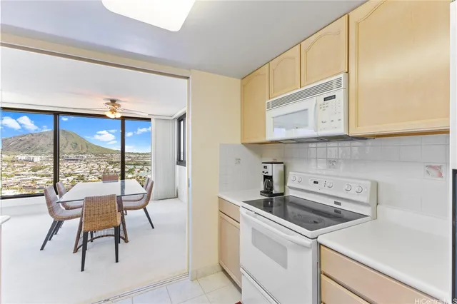 $849,000 | 250 Kawaihae Street, Unit 16D, Honolulu, HI 96825