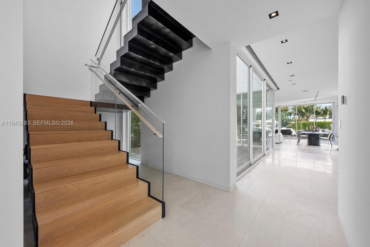 1011 West 48th Street Miami Beach, FL 33140 - Photo 16 of 44 a view of entryway and hall