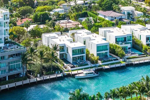 $9,499,000 | 1011 West 48th Street, Miami Beach, FL 33140