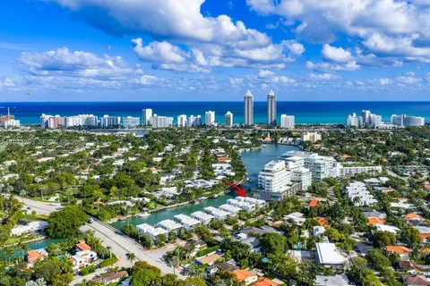 $9,499,000 | 1011 West 48th Street, Miami Beach, FL 33140