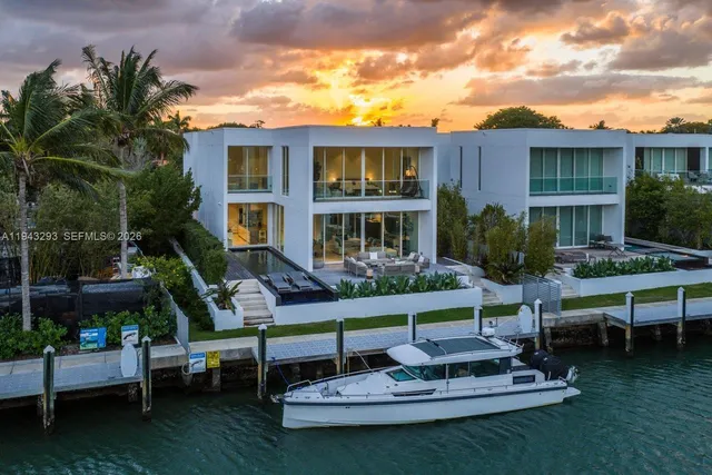 $9,499,000 | 1011 West 48th Street, Miami Beach, FL 33140