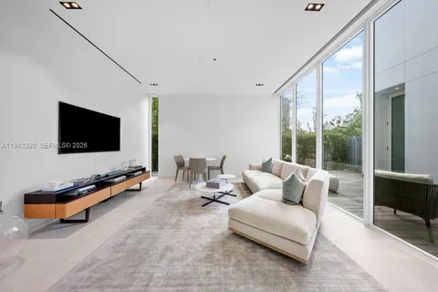 $9,499,000 | 1011 West 48th Street, Miami Beach, FL 33140