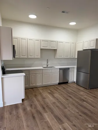 $1,200,000 | 703 Locust Street, Buhl, ID 83316