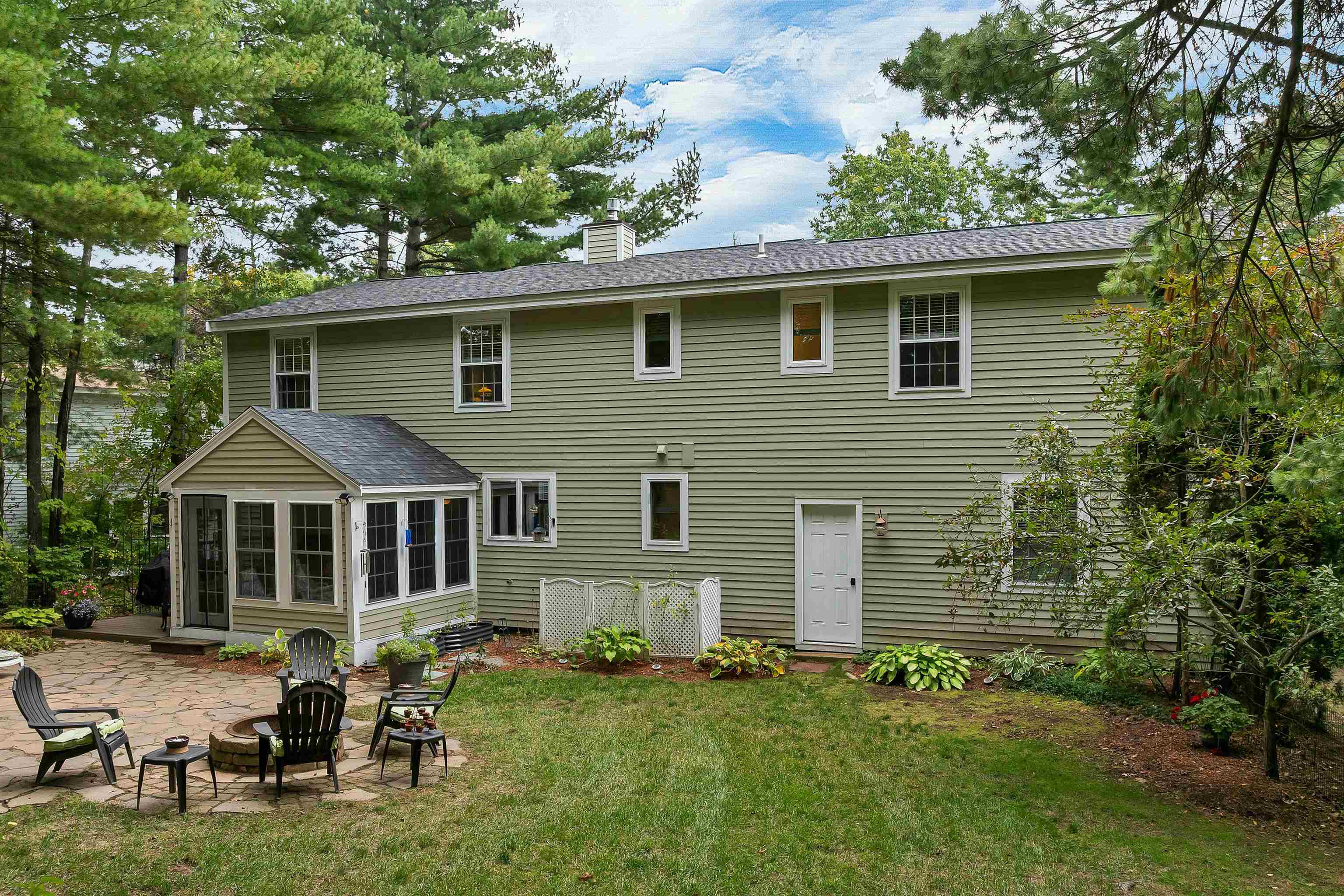 2761 Lake Shore Road, Unit 37 Gilford, NH 03249 - Photo 2 of 43 Gallery Image 2