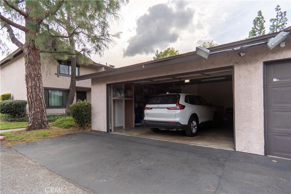 7554 Corbin Avenue, Unit 4 Reseda, CA 91335 - Photo 18 of 22