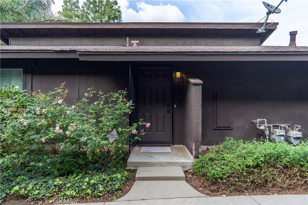 7554 Corbin Avenue, Unit 4 Reseda, CA 91335 - Photo 22 of 22