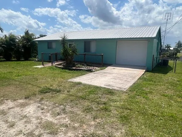 $198,000 | 1532 Hunter Road, Okeechobee, FL 34974