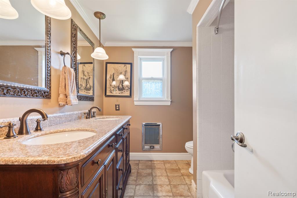 4248 Chicago Road Warren, MI 48092 - Photo 25 of 36