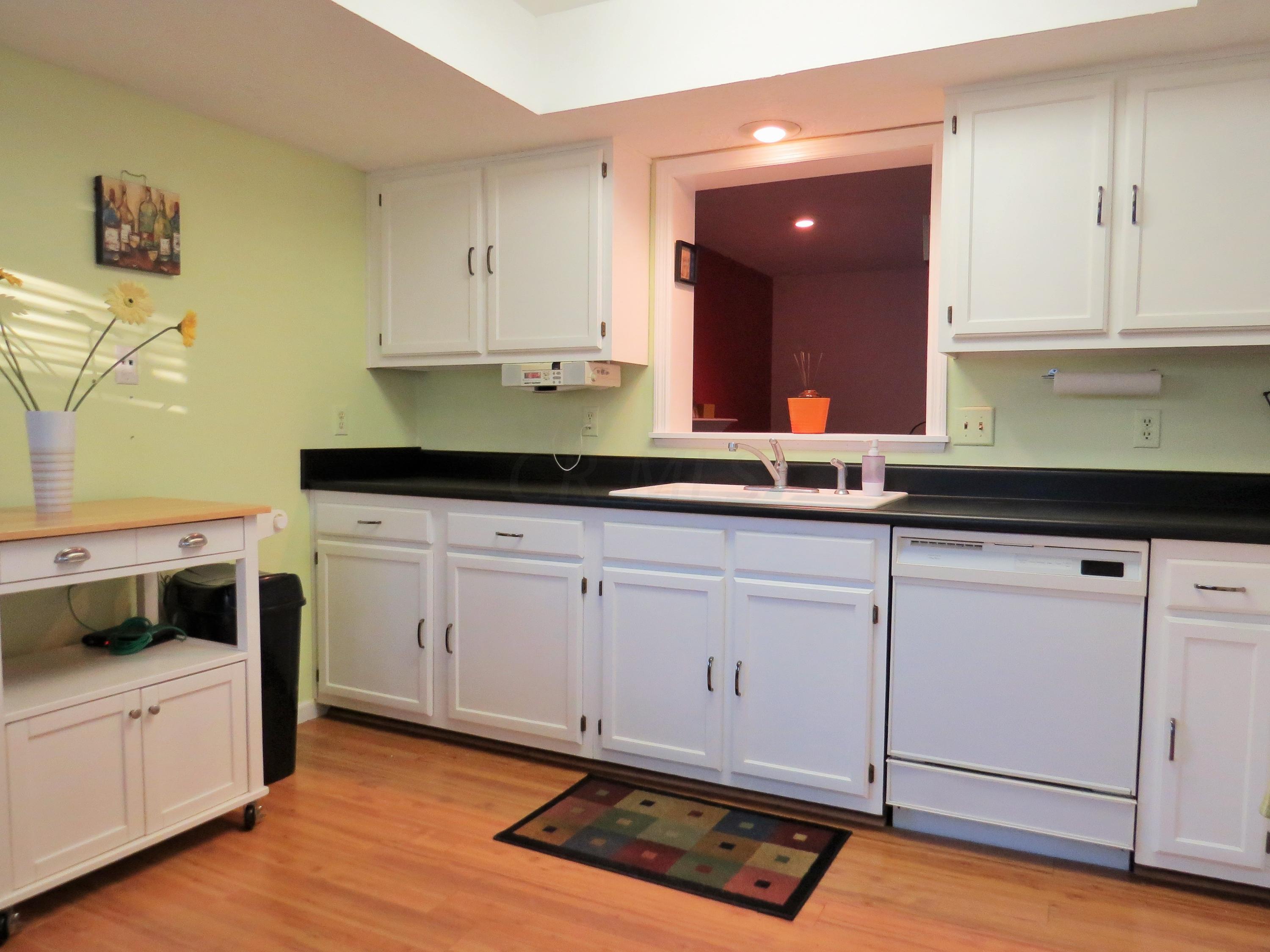 5270 Timberline Road, Unit 127 Columbus, OH 43220 - Photo 18 of 47 Gallery Image 18