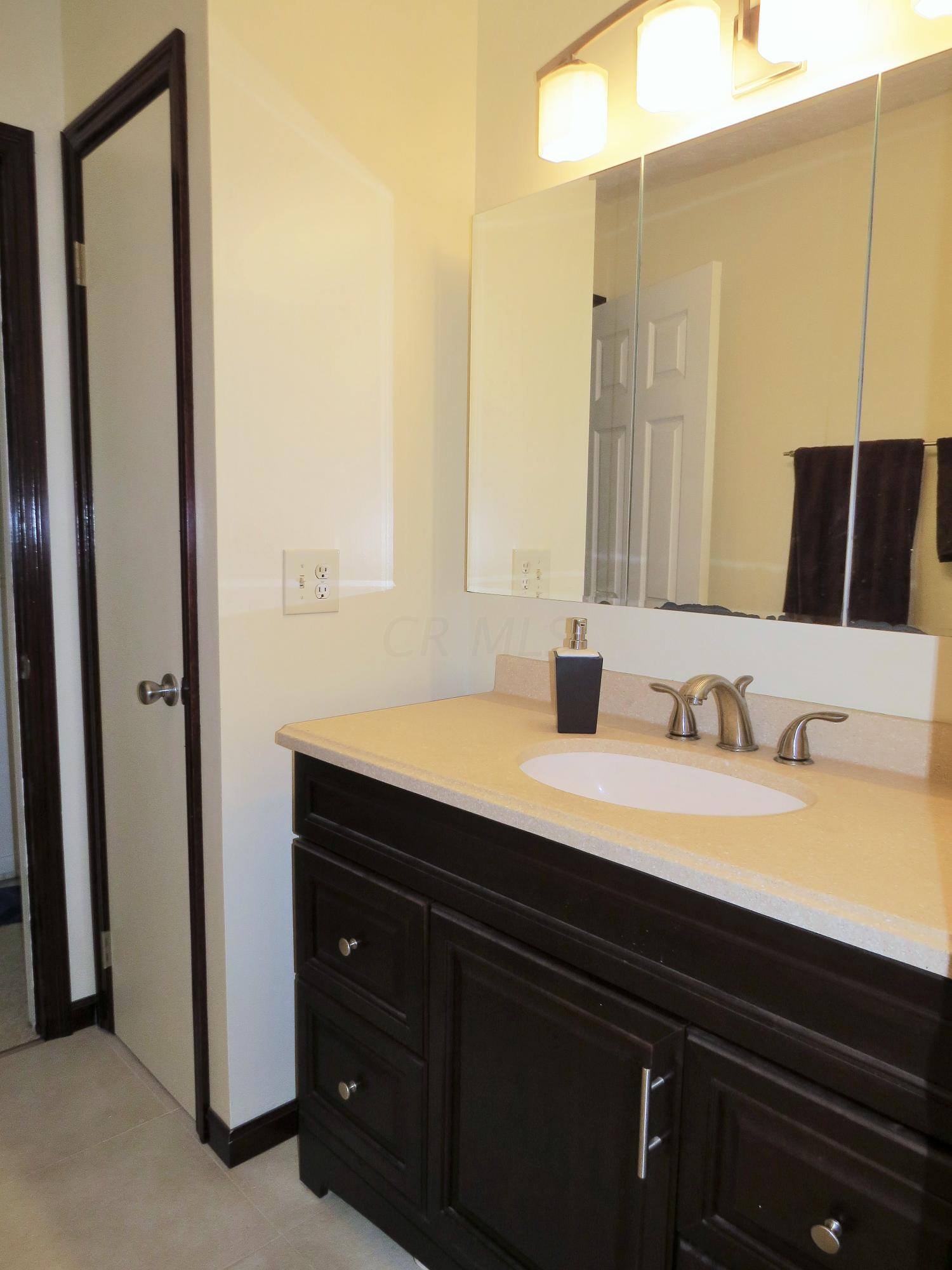 5270 Timberline Road, Unit 127 Columbus, OH 43220 - Photo 35 of 47 Gallery Image 35