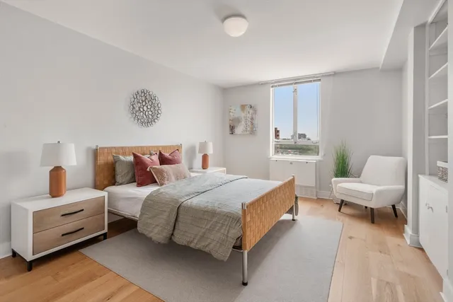 $1,350,000 | 45 Longwood Avenue, Unit PHA, Brookline, MA 02446