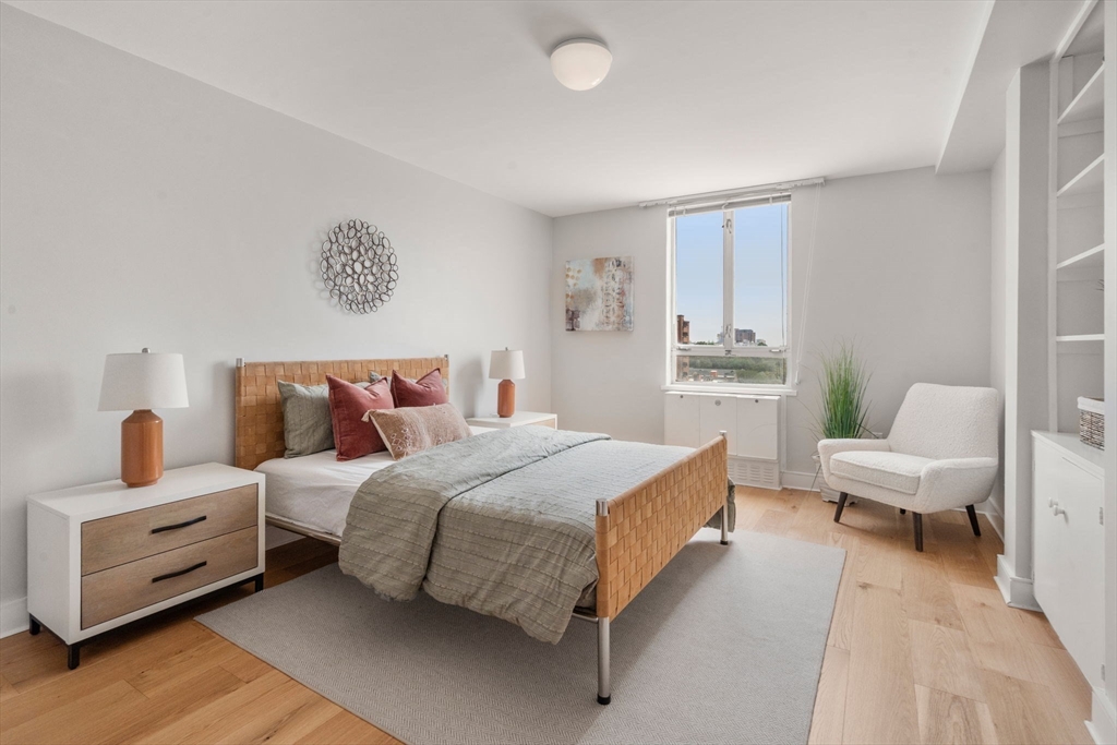 45 Longwood Avenue, Unit PHA Brookline, MA 02446 - Photo 11 of 27