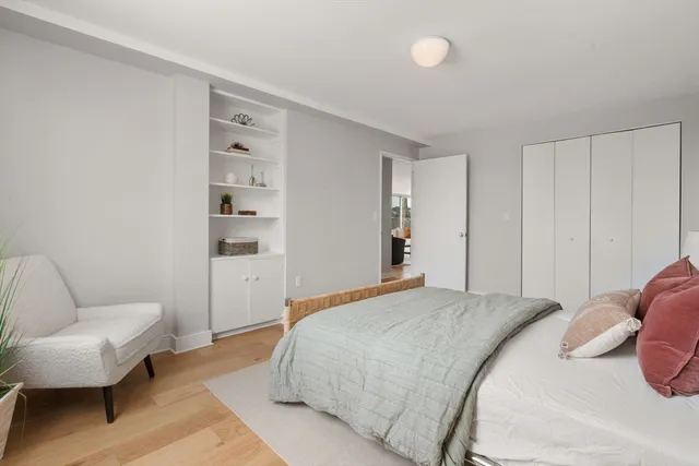 $1,350,000 | 45 Longwood Avenue, Unit PHA, Brookline, MA 02446