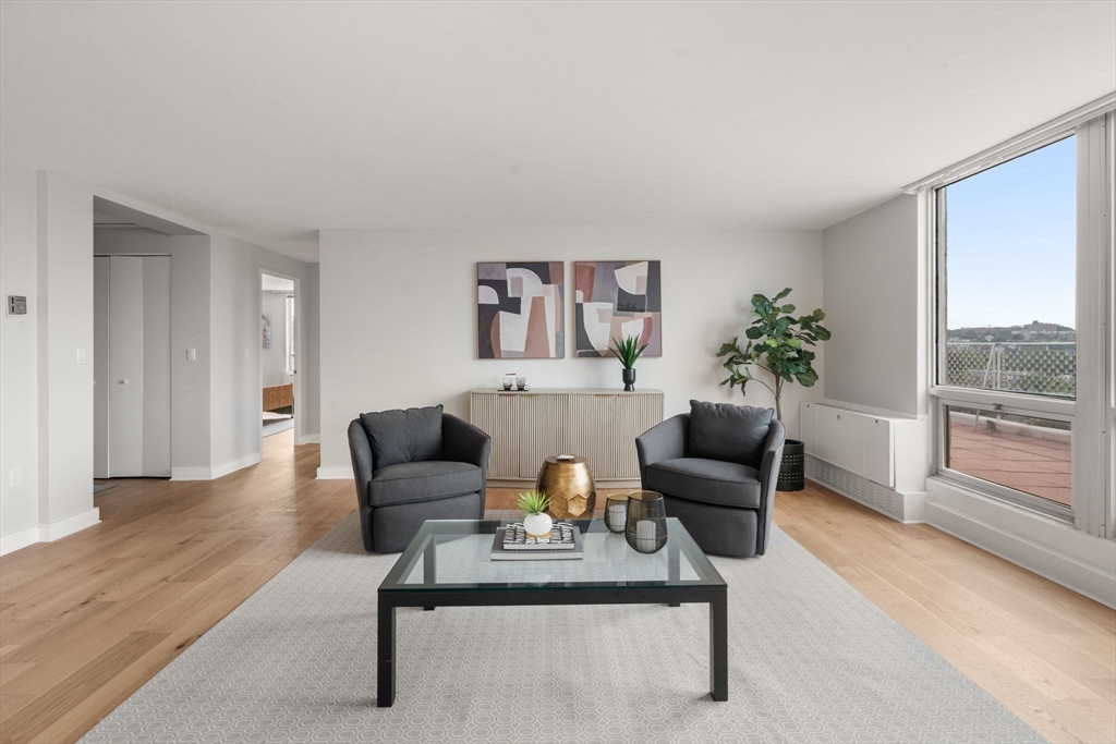 45 Longwood Avenue, Unit PHA Brookline, MA 02446 - Photo 7 of 27