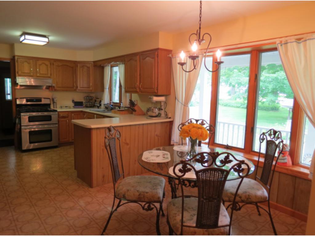 1008 Middle Pownal Road Bennington, VT 05201 - Photo 2 of 24 Gallery Image 2