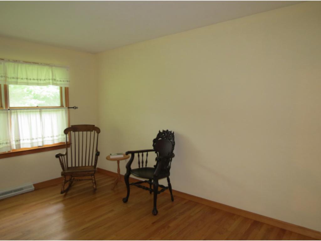 1008 Middle Pownal Road Bennington, VT 05201 - Photo 15 of 24 Gallery Image 15