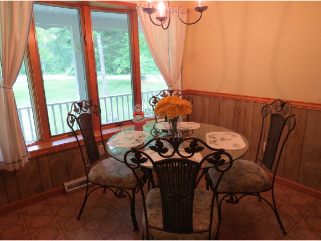1008 Middle Pownal Road Bennington, VT 05201 - Photo 5 of 24 Gallery Image 5