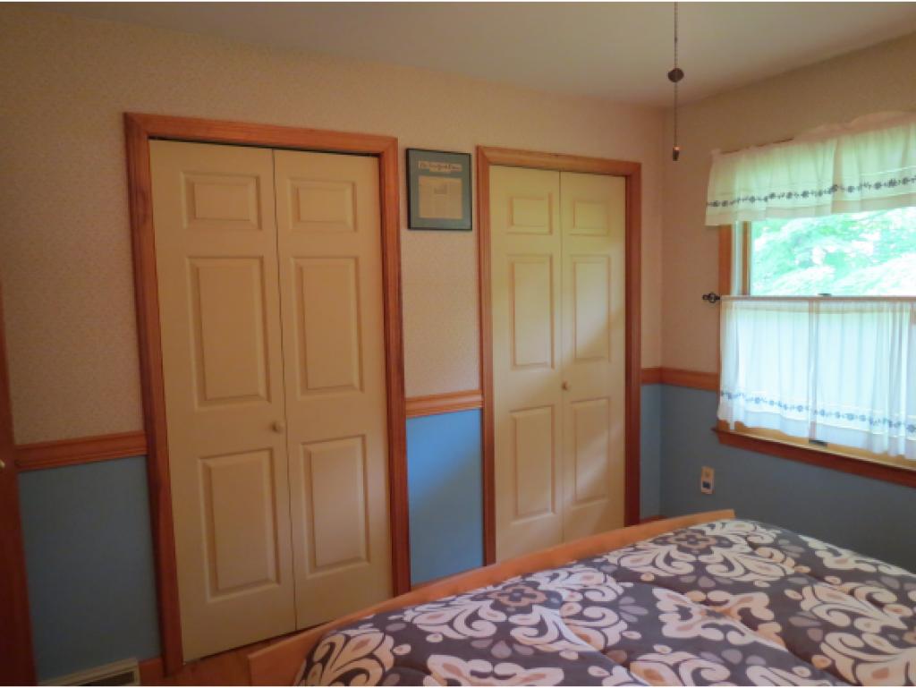 1008 Middle Pownal Road Bennington, VT 05201 - Photo 10 of 24 Gallery Image 10
