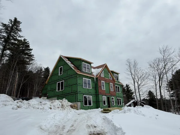 $1,399,000 | 16 Burdett Road, Bartlett, NH 03845