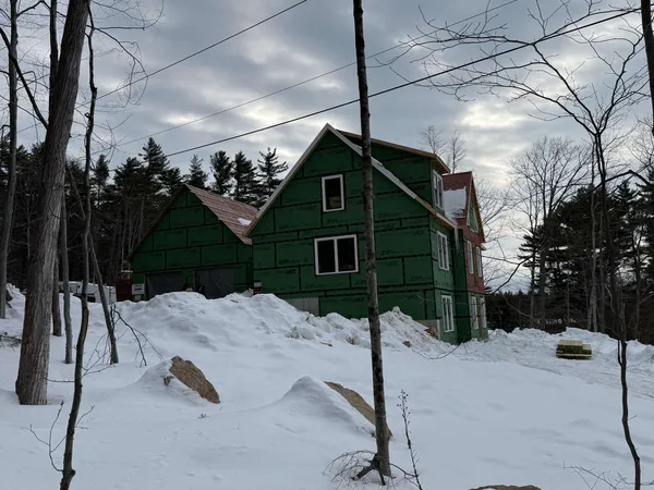 $1,399,000 | 16 Burdett Road, Bartlett, NH 03845